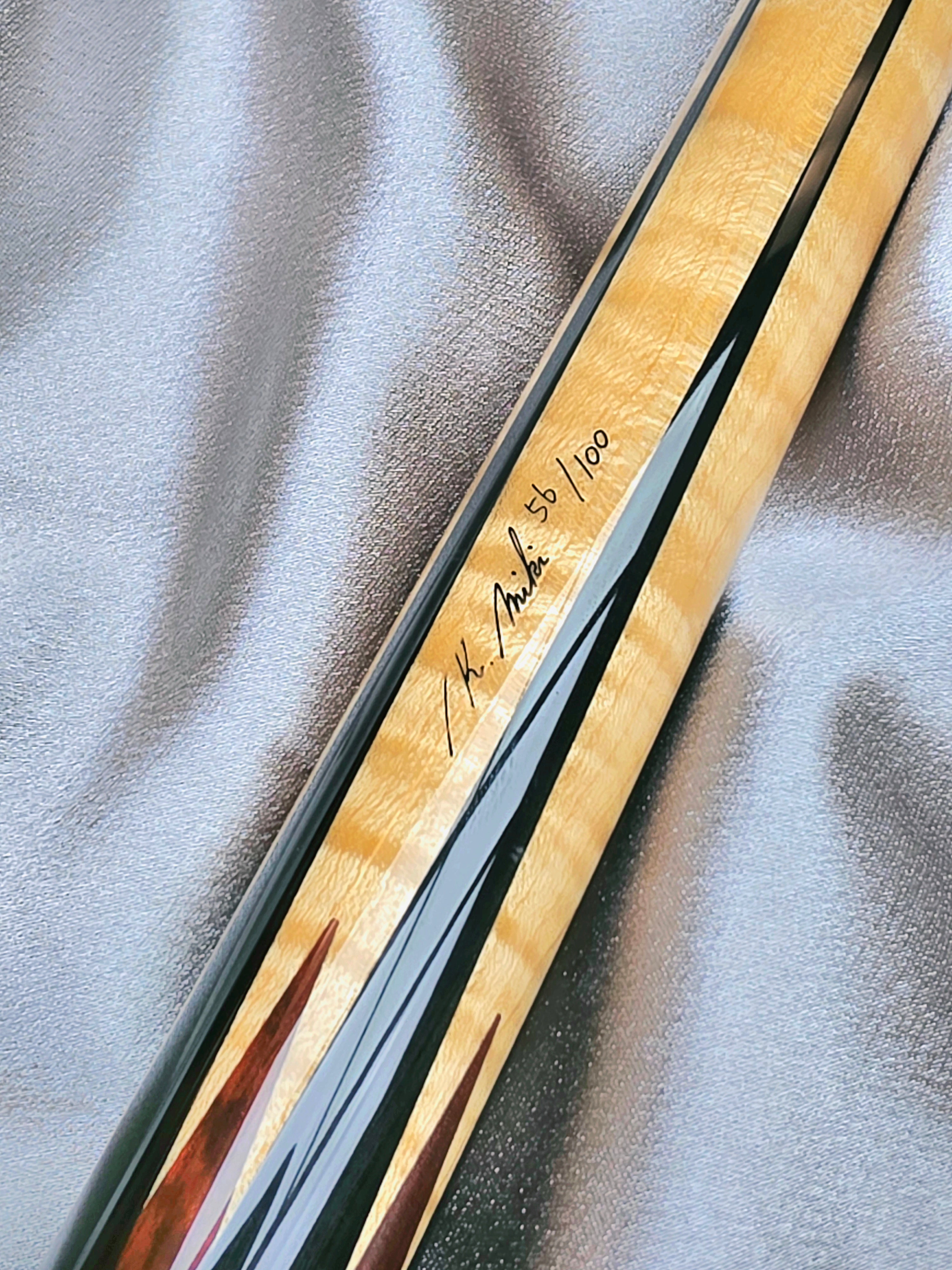 Predator SE 30 limited Edition by Mezz Miki
