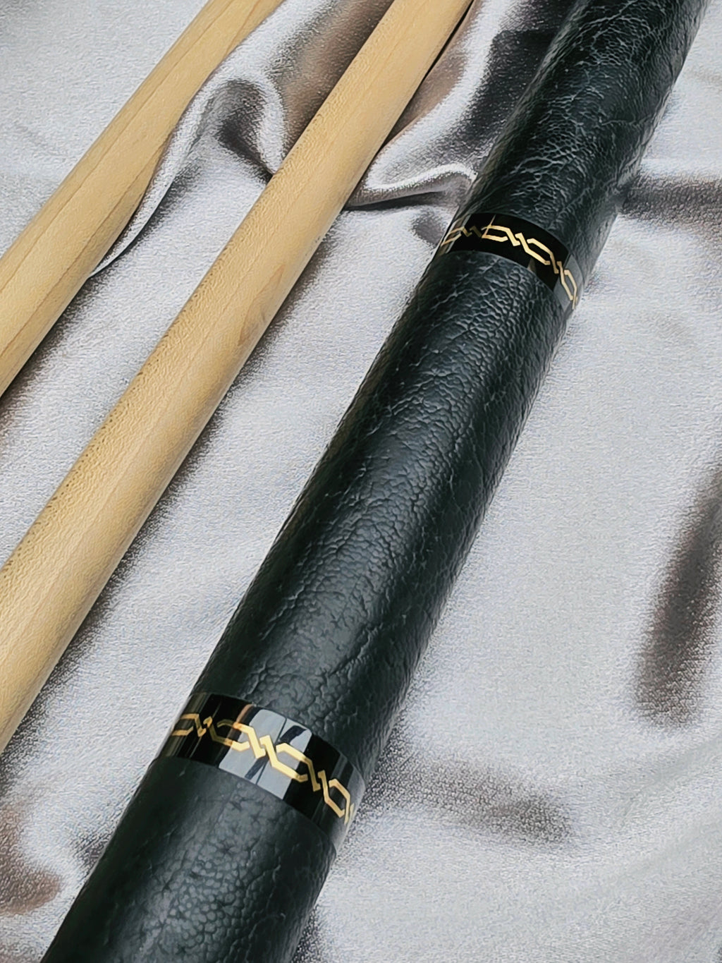 Roy Custom Cue Zodiac Series Scorpio